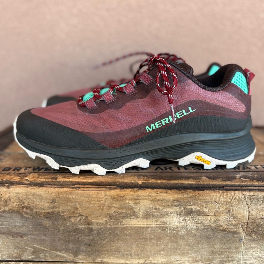 Merrel Women’s Speed Low Hiking Shoe